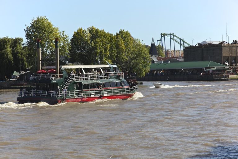 melhores passeios de barco em buenos aires