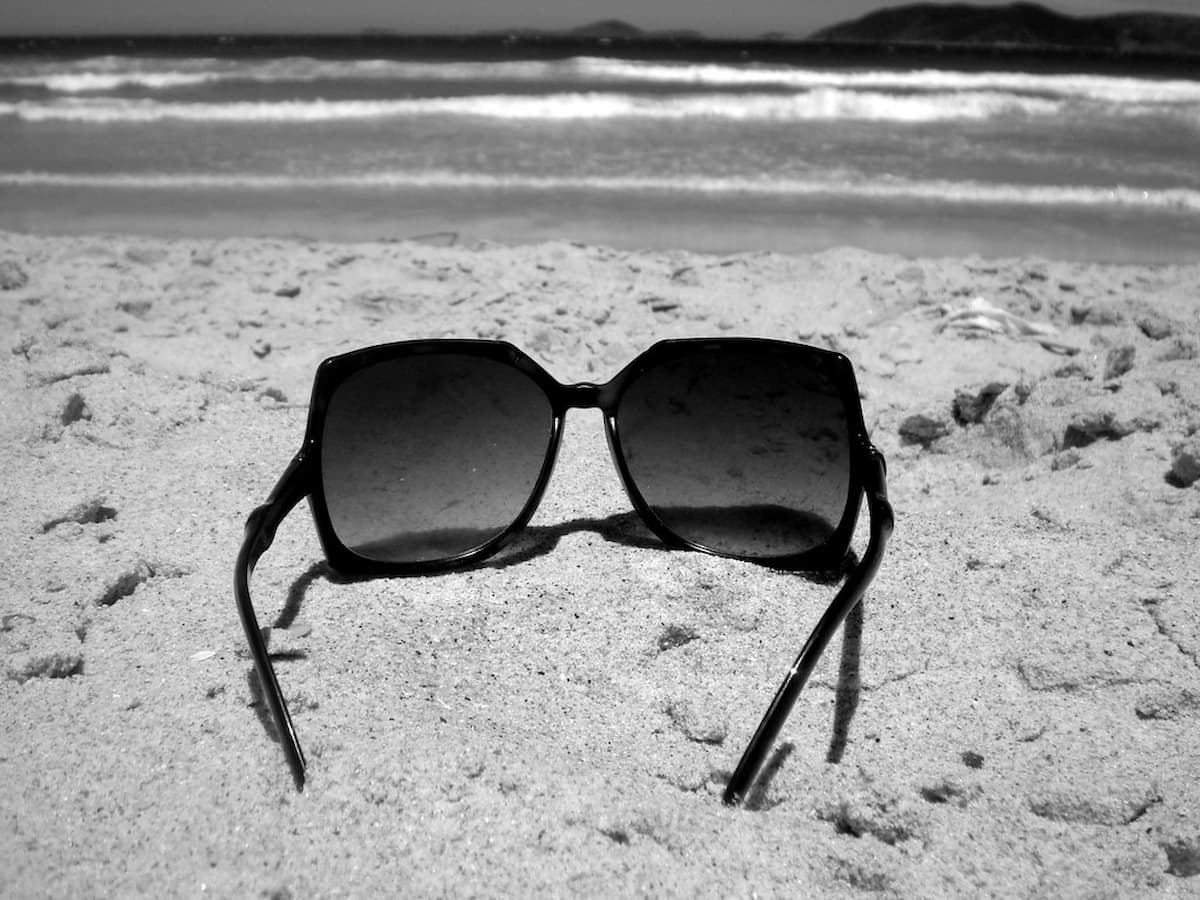 Oculos na praia