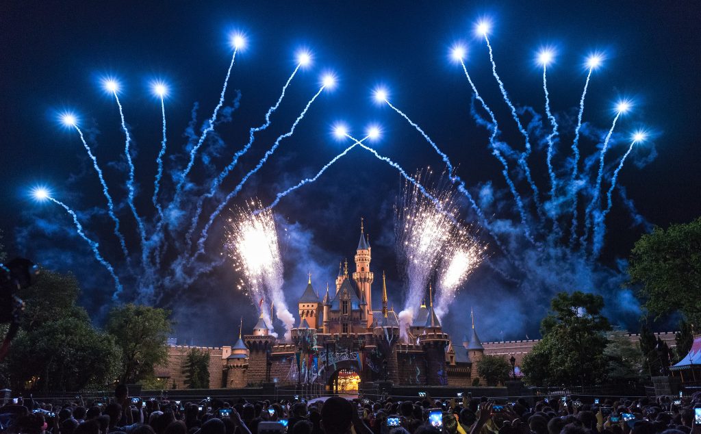 Show de fogos de noite na Disney
