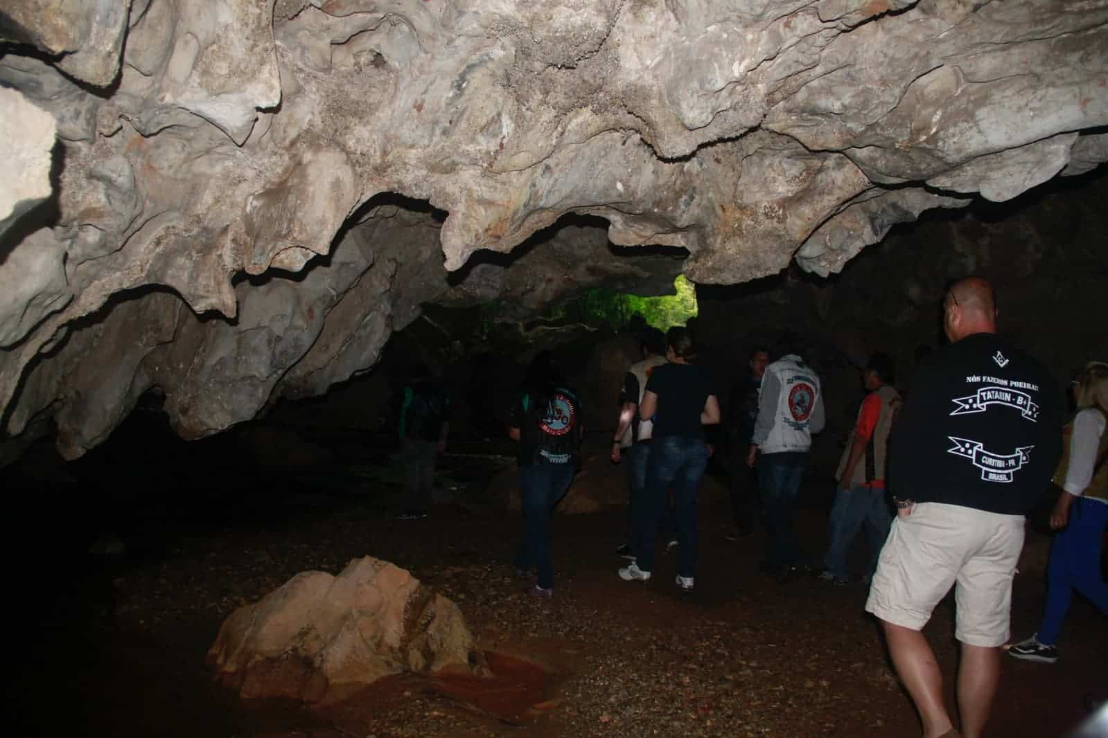 Gruta do Bacaetava